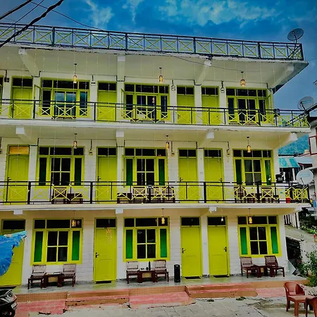 Trippy Turtle Hostel-2